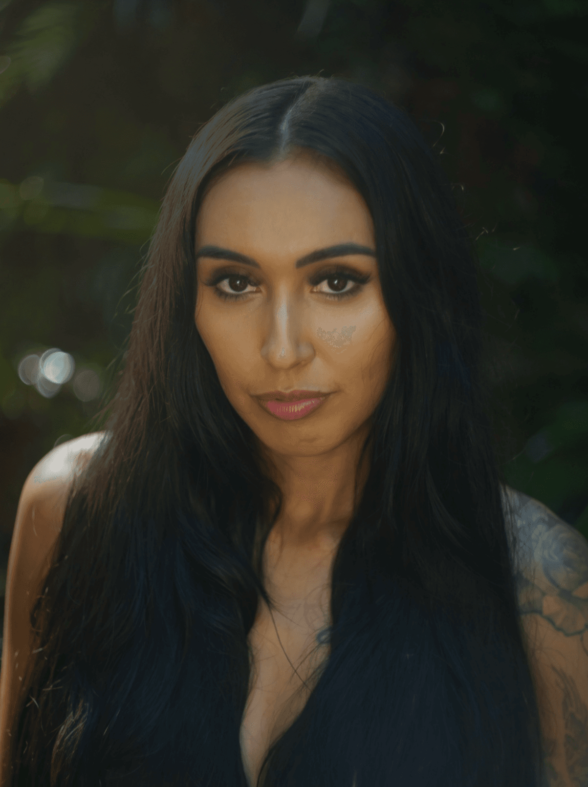Portrait of Sheree, founder and Reiki practitioner